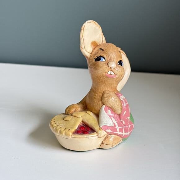 PENDELFIN HAND PAINTED STONECRAFT - PIEFACE - MADE IN ENGLAND 4" - Picture 2 of 8